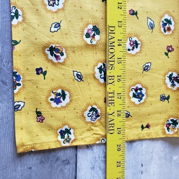 Unused - Set of 10 Floral Napkins - Picture 3 of 3